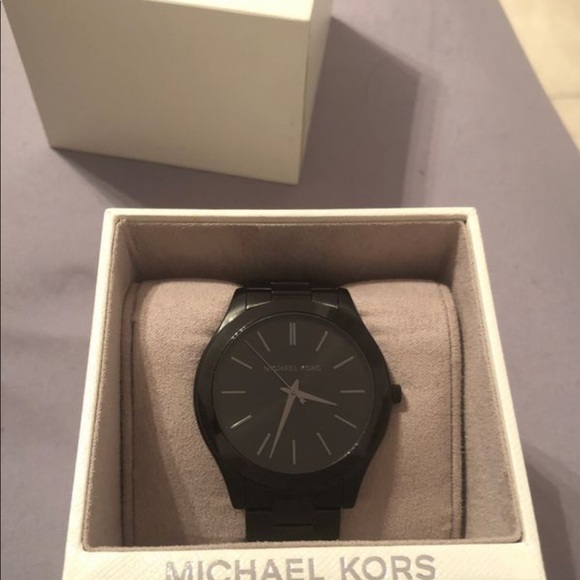 Micheal Kors Men’s Watch - Picture 2 of 3